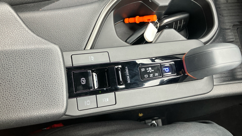 Toyota C-HR 1.8 Hybrid Design 5dr CVT Hybrid Hatchback